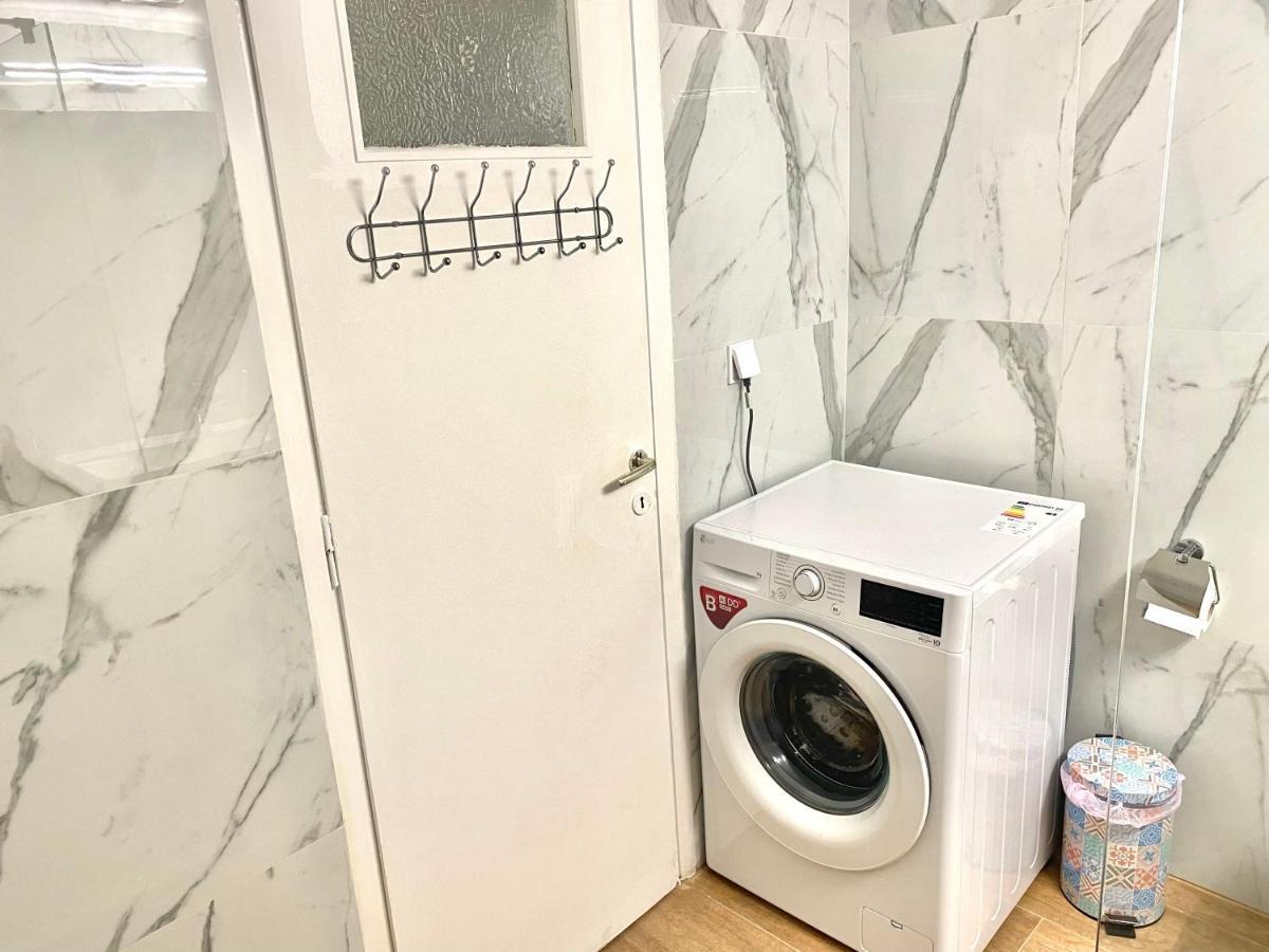 Quiet Near Subway And Acropolis 2 Bedrooms Apt Athen Exterior foto